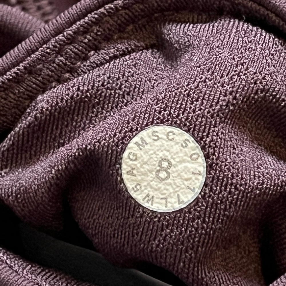 Lululemon Invigorate Tight - Picture 3 of 3